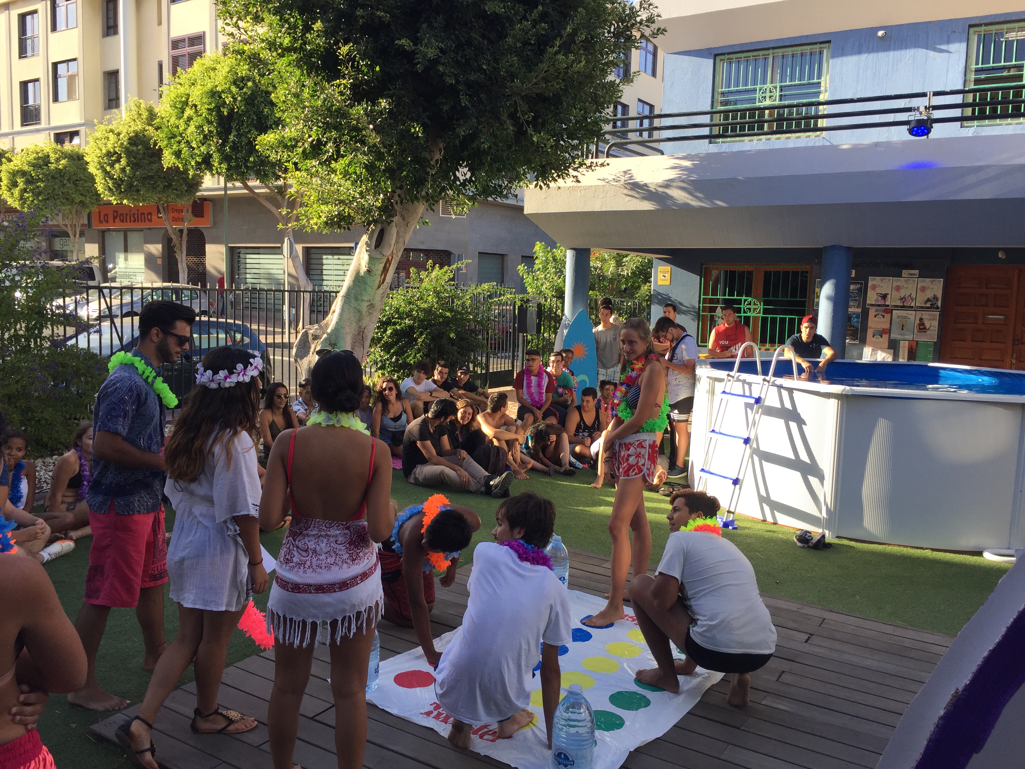 La Fiesta de la Piscina da la bienvenida a las actividades de verano para jóvenes en Santa Lucía 